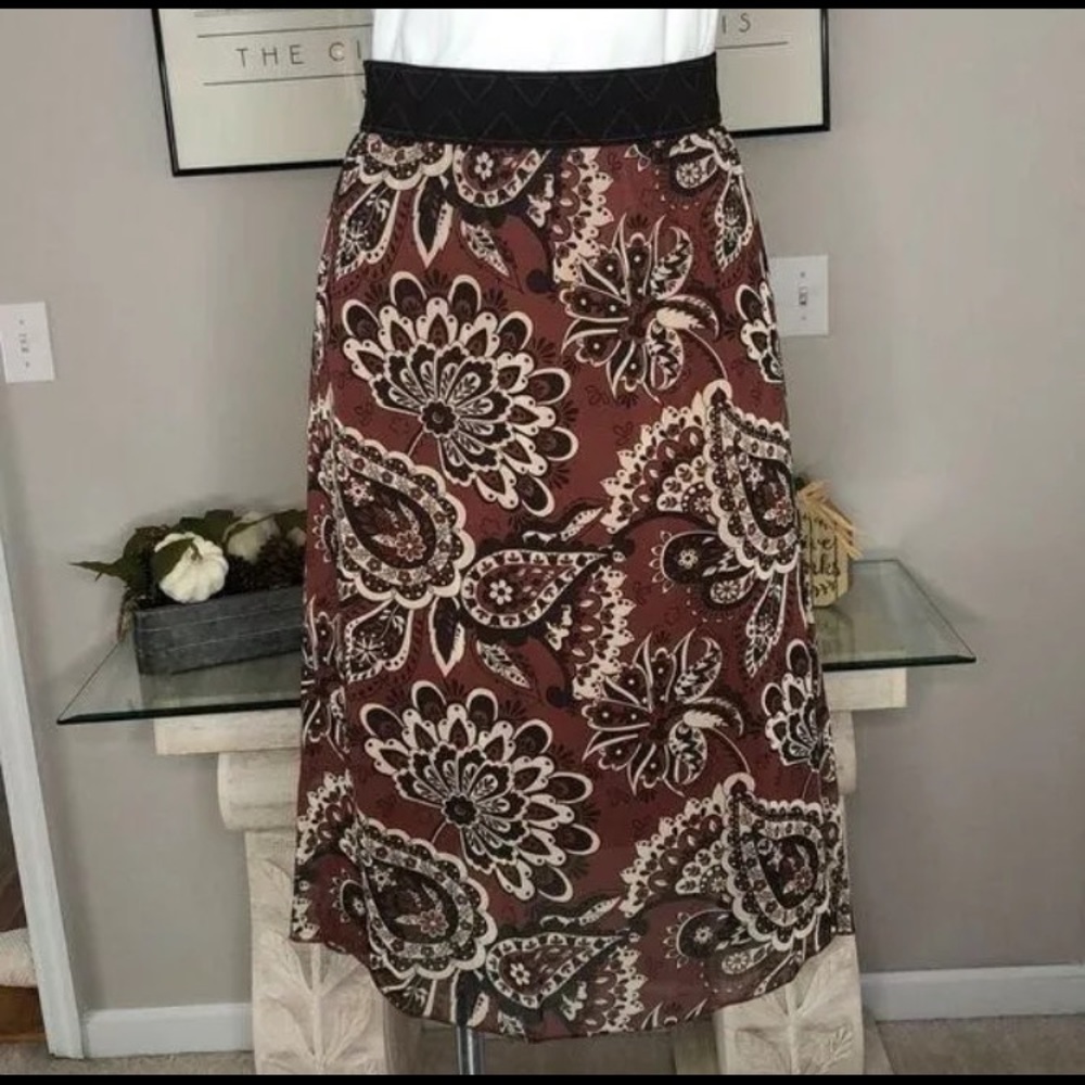 Beautiful LuluRoe skirt